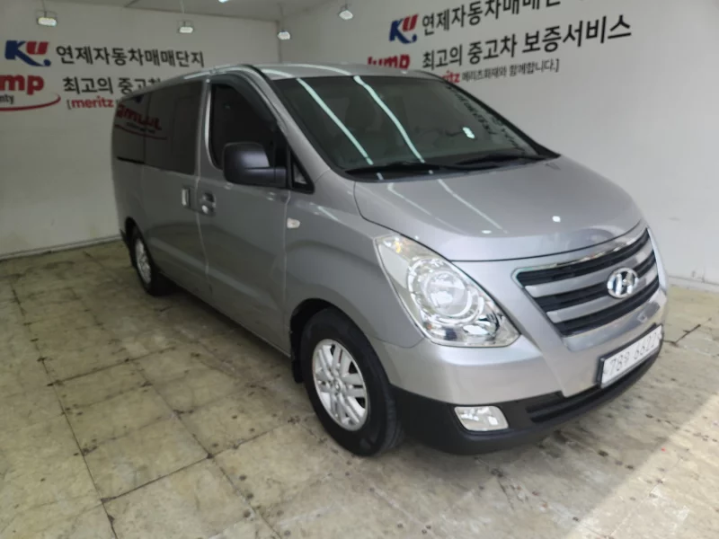 Hyundai Grand Starex
