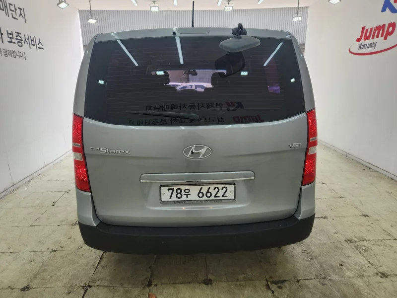 Hyundai Grand Starex