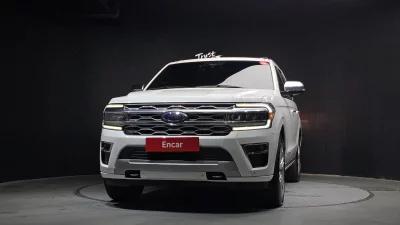 Ford EXPEDITION