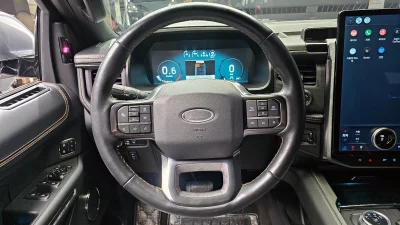 Ford EXPEDITION