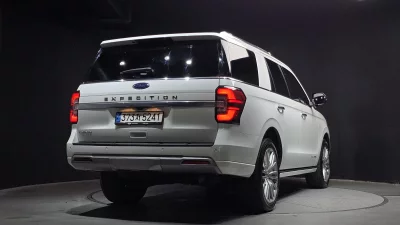 Ford EXPEDITION