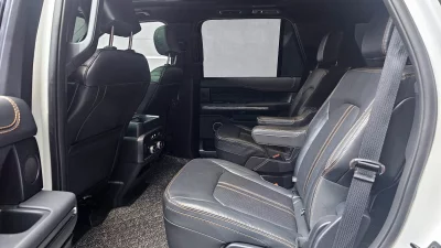 Ford EXPEDITION