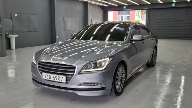 Hyundai Genesis