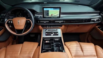Lincoln AVIATOR