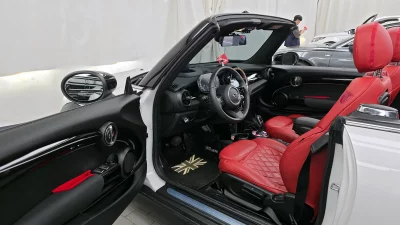 MINI Cooper Convertible
