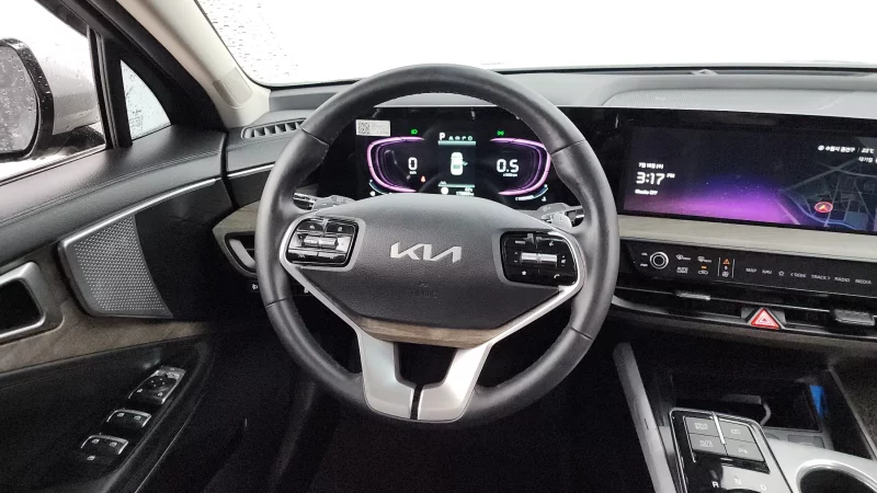 Kia K8
