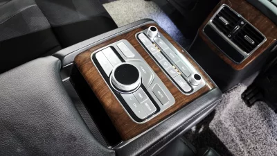 Kia K9