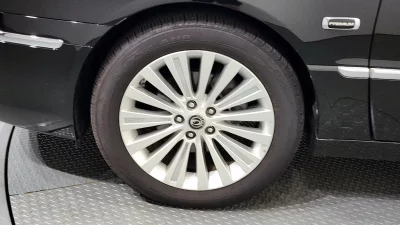 Kia OPIRUS