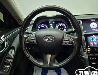 Infiniti Q50
