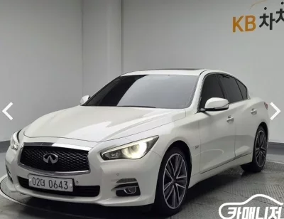 Infiniti Q50