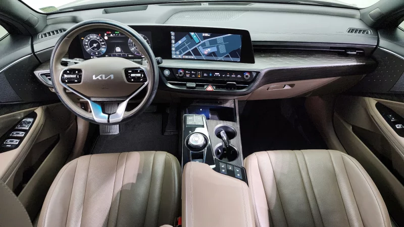 Kia K8