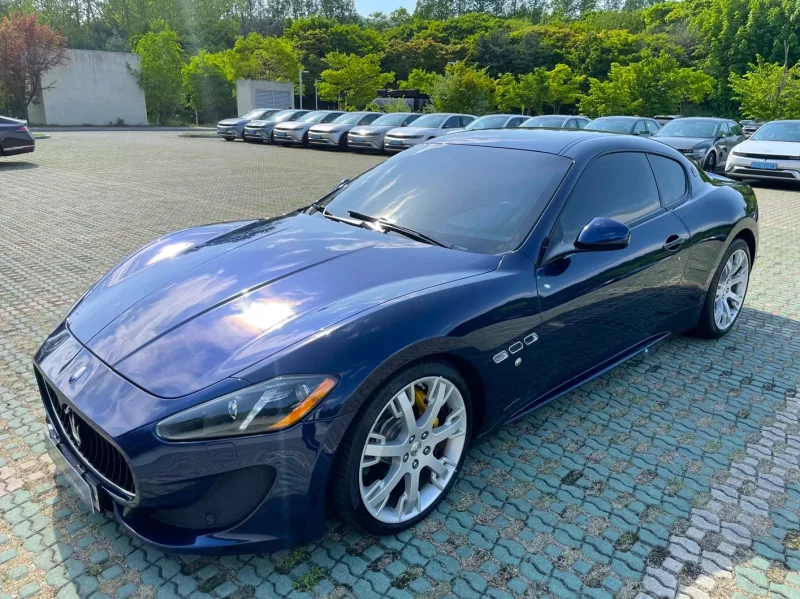 Maserati GRANTURISMO