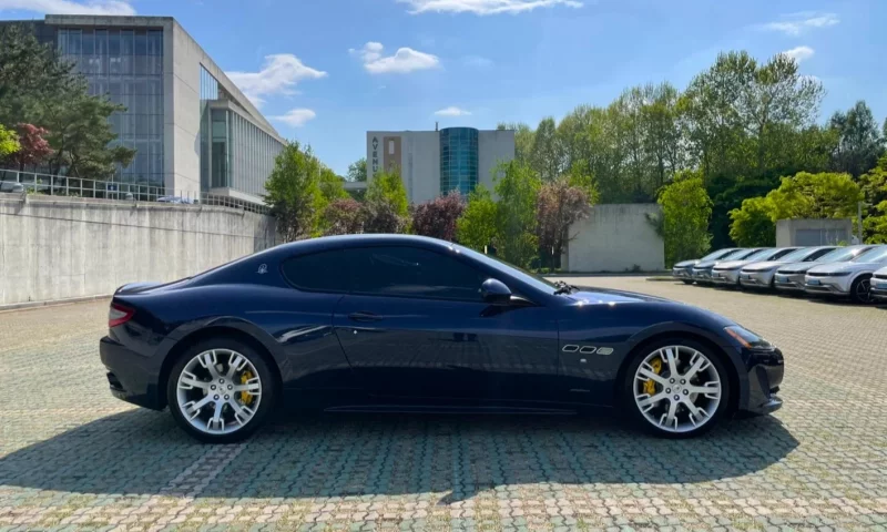Maserati GRANTURISMO