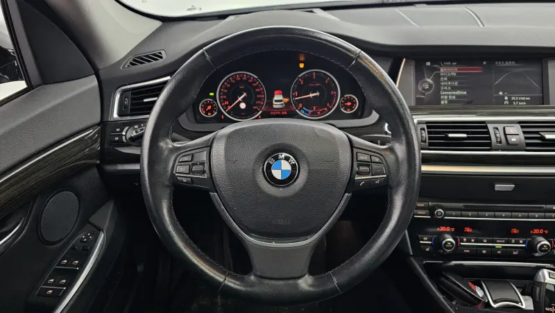 BMW 5-Series Gran Turismo