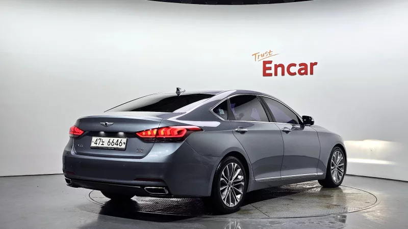 Hyundai Genesis