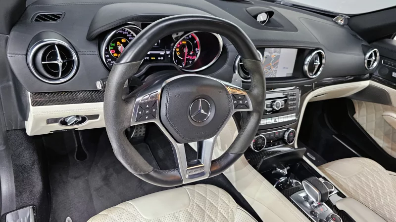 Mercedes-Benz SL-Class