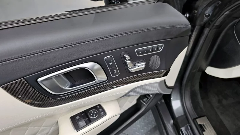 Mercedes-Benz SL-Class