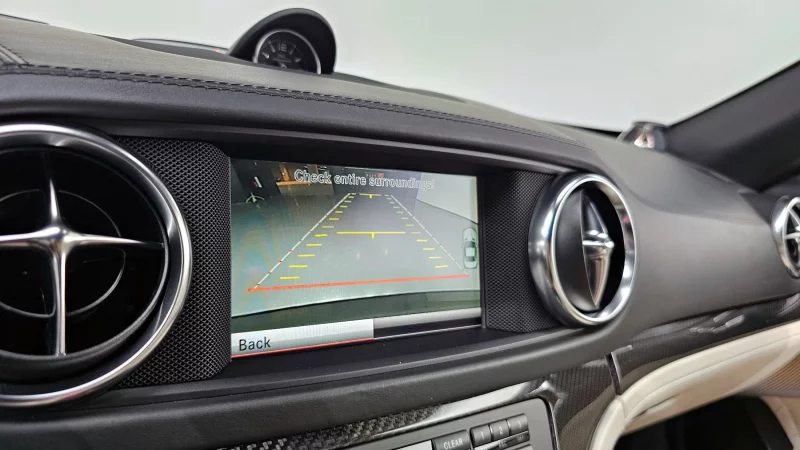 Mercedes-Benz SL-Class