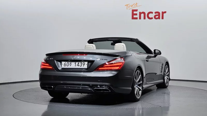 Mercedes-Benz SL-Class