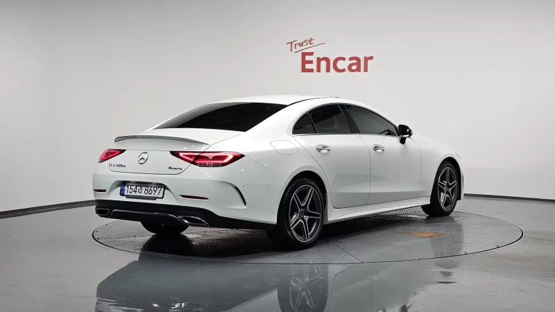 Mercedes-Benz CLS-Class