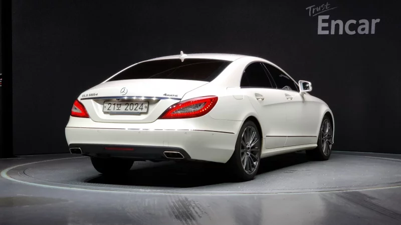 Mercedes-Benz CLS-Class
