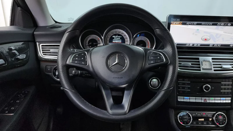 Mercedes-Benz CLS-Class