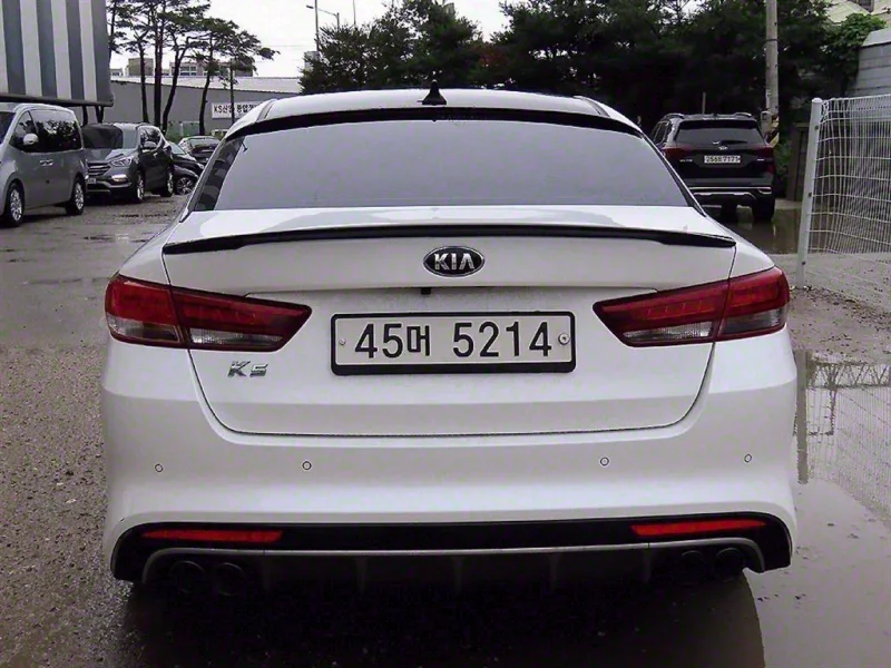 Kia K5