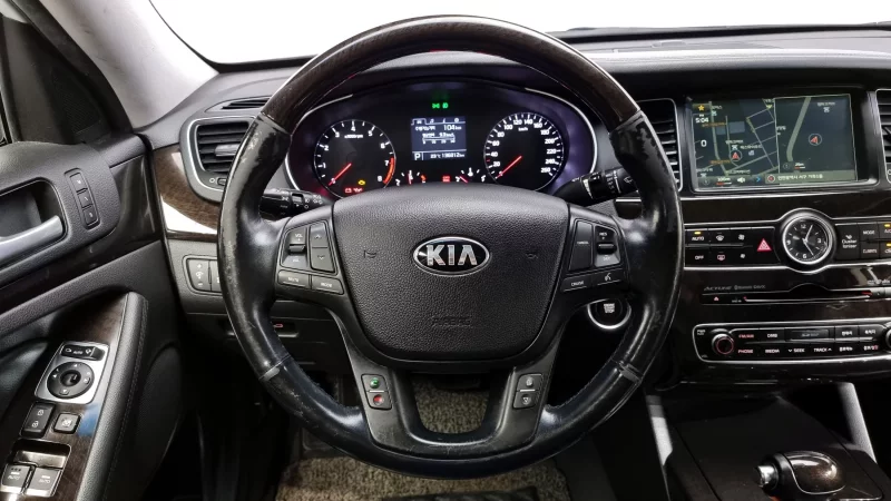 Kia K7