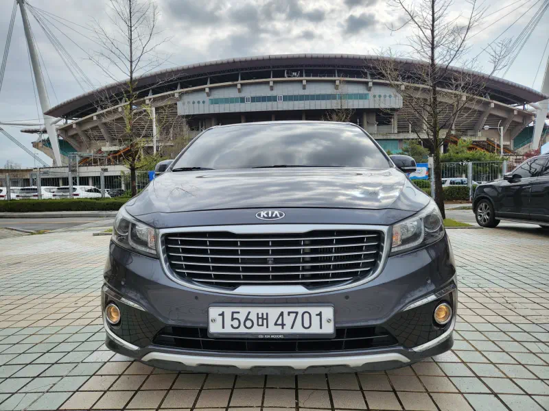 Kia Carnival
