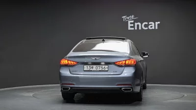 Hyundai Genesis