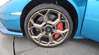 Lamborghini HURACAN