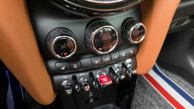 MINI Cooper Convertible