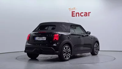 MINI Cooper Convertible