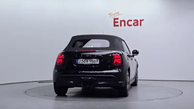MINI Cooper Convertible