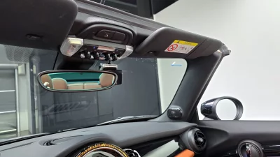 MINI Cooper Convertible