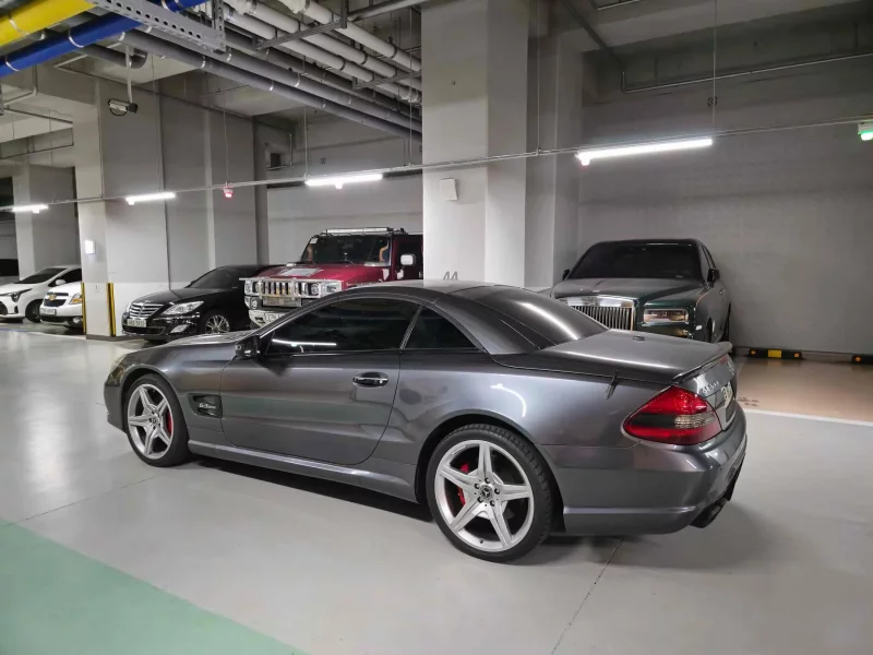 Mercedes-Benz SL-Class