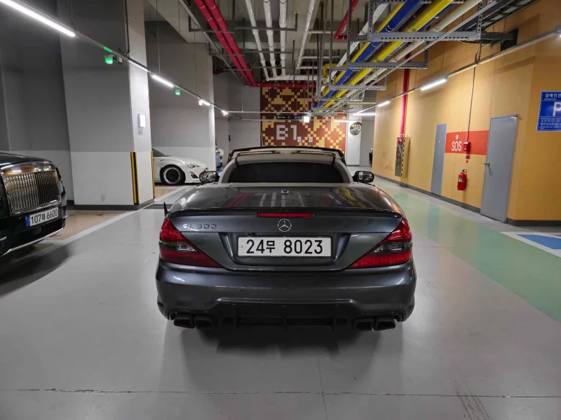 Mercedes-Benz SL-Class