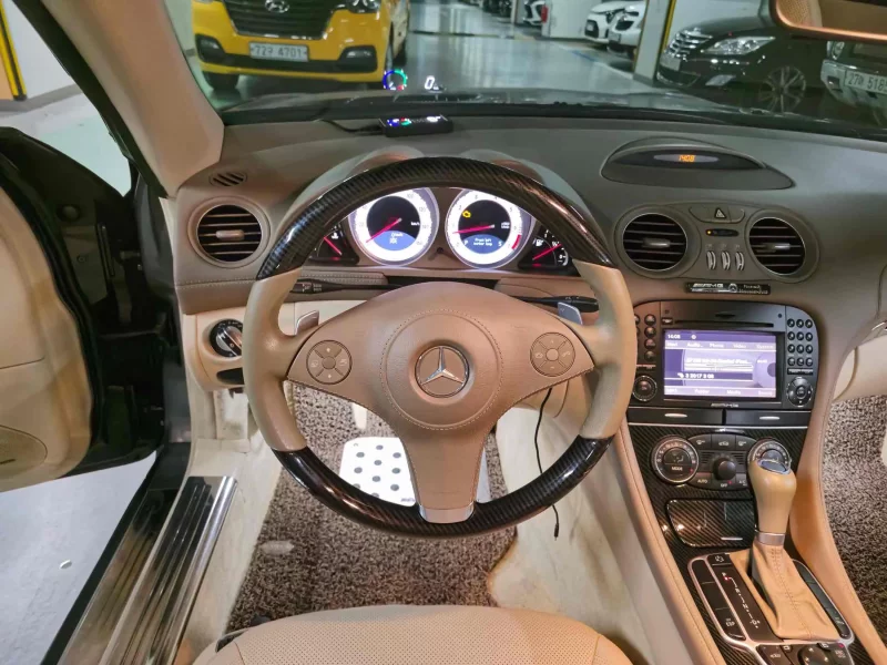 Mercedes-Benz SL-Class