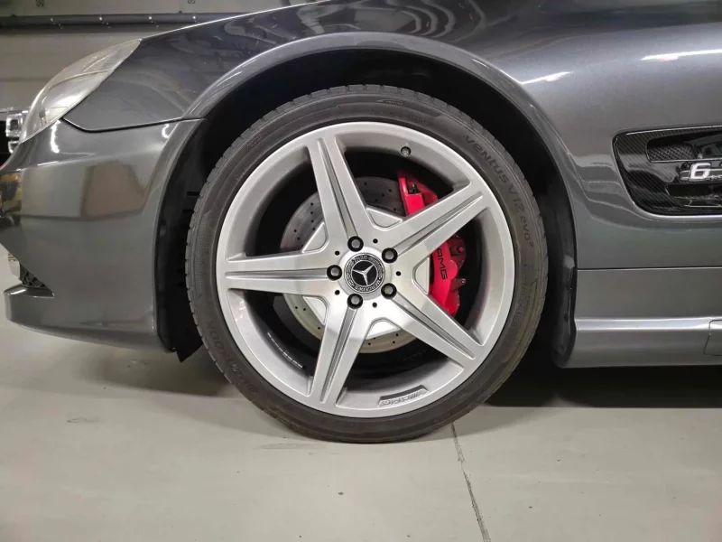 Mercedes-Benz SL-Class