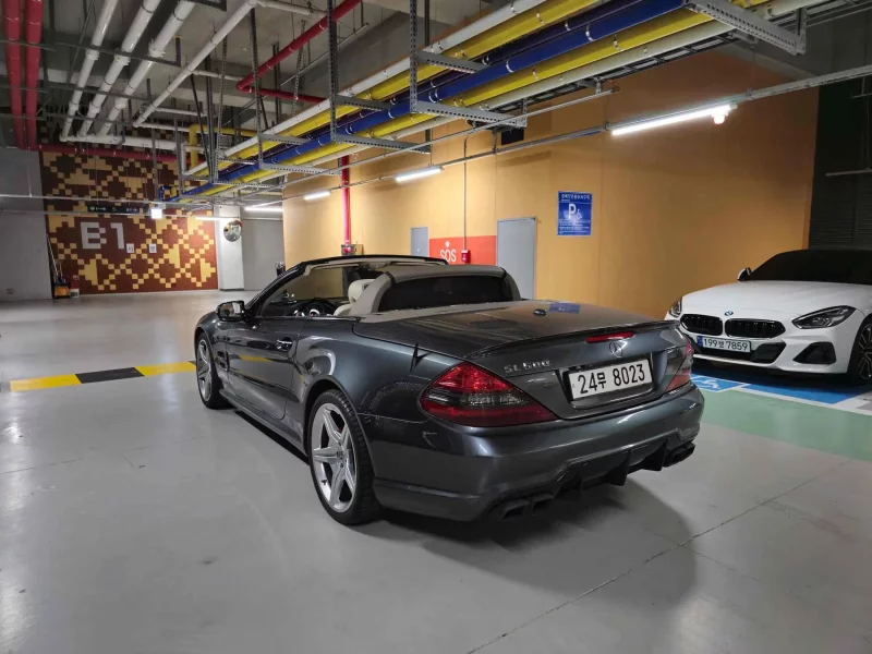 Mercedes-Benz SL-Class