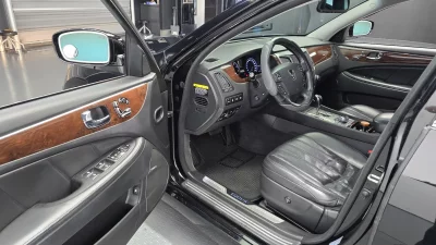 Hyundai Equus