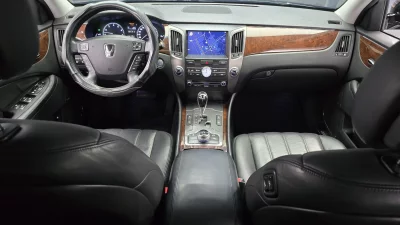 Hyundai Equus