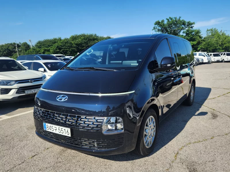 Hyundai Staria