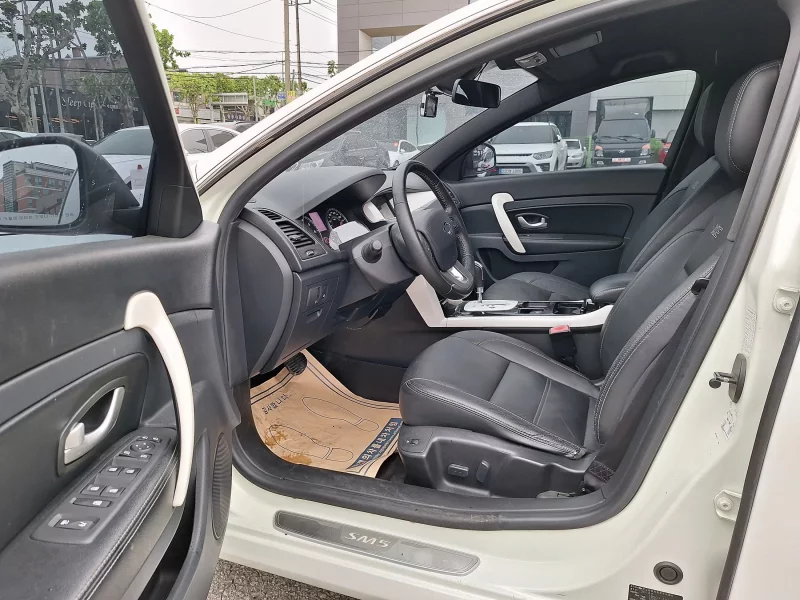 Renault Samsung SM5