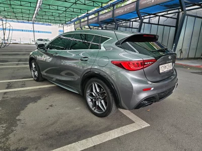 Infiniti Q30