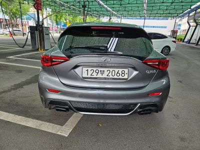 Infiniti Q30