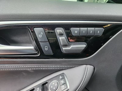 Infiniti Q30