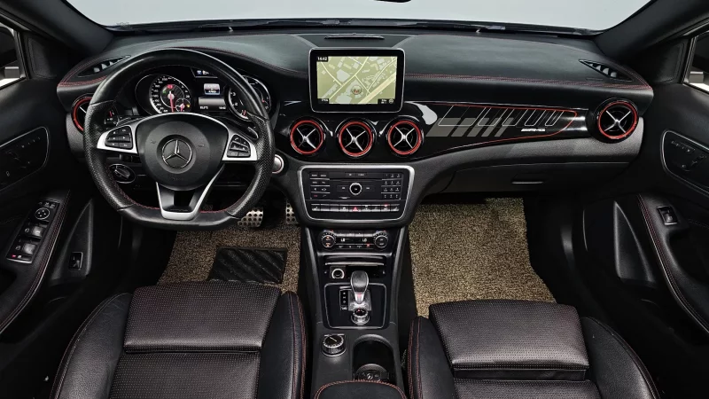 Mercedes-Benz GLA-Class