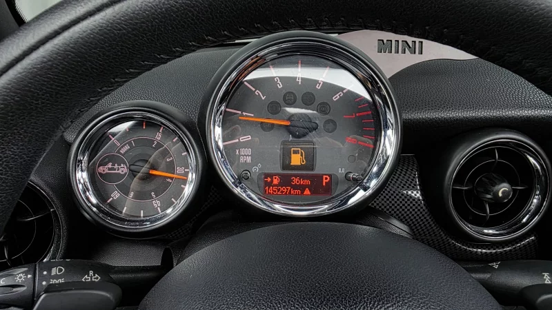 MINI Cooper Convertible