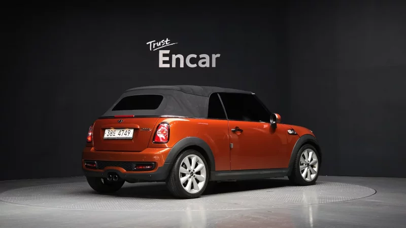 MINI Cooper Convertible